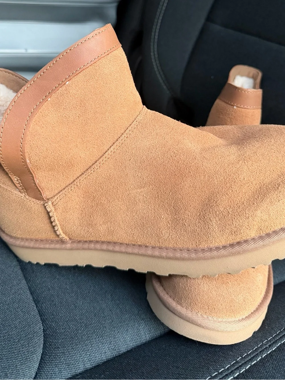 Women’s UGG Classic Mini Lunara